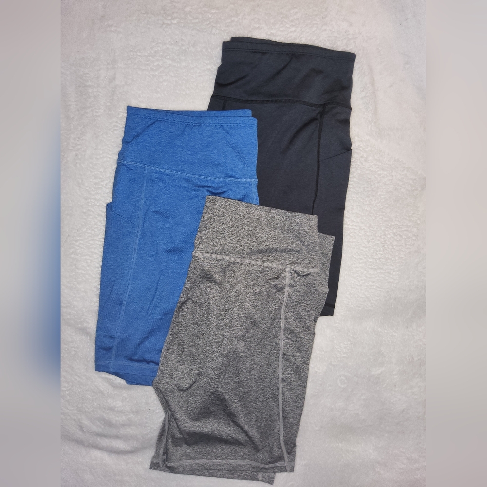 Women's Active Biker Short w/Pockets 3Pack - Blue, Gray, Charcoal